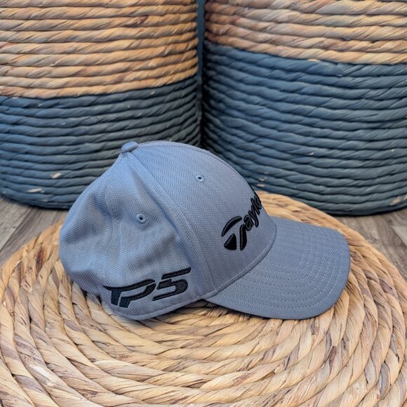 NWOT Men TAYLORMADE Tour Ball Cap - Picture 3 of 7